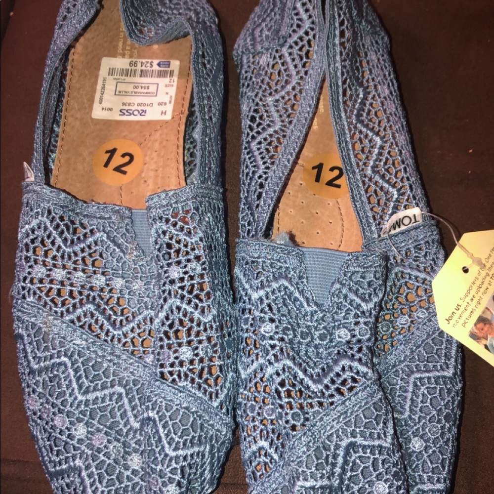 Blue Lace Toms